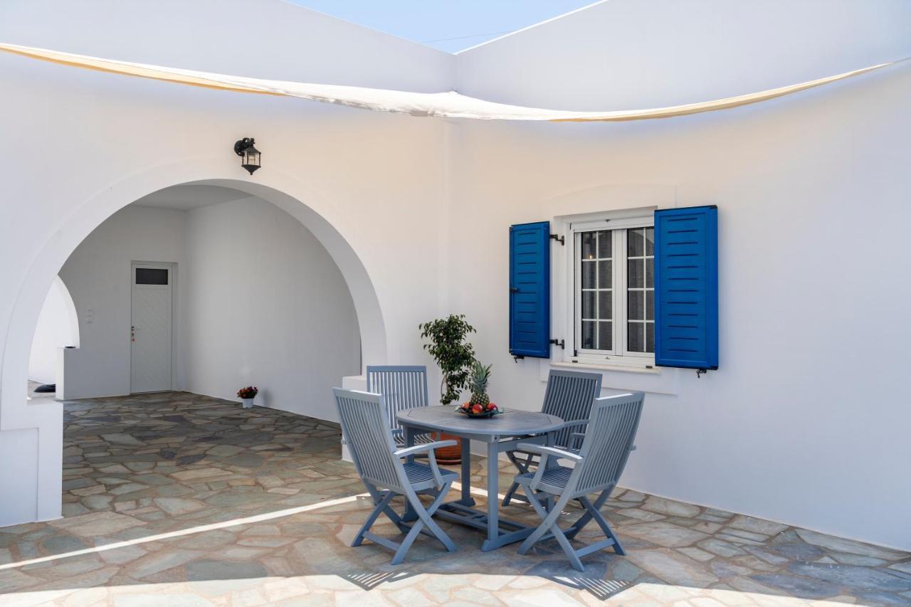 Villa Kalamies 2 Páros Buitenkant foto